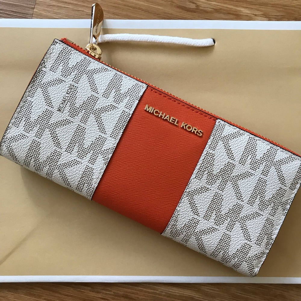 Michael Kors three quarter zip wallet tangerine - Picture 3 of 8